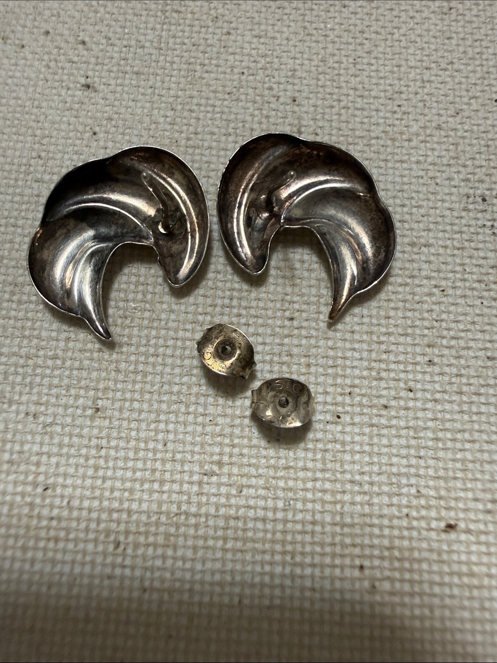 Vintage Sterling Silver 925 small shell like Curved Wave Earrings - Picture 6 of 11